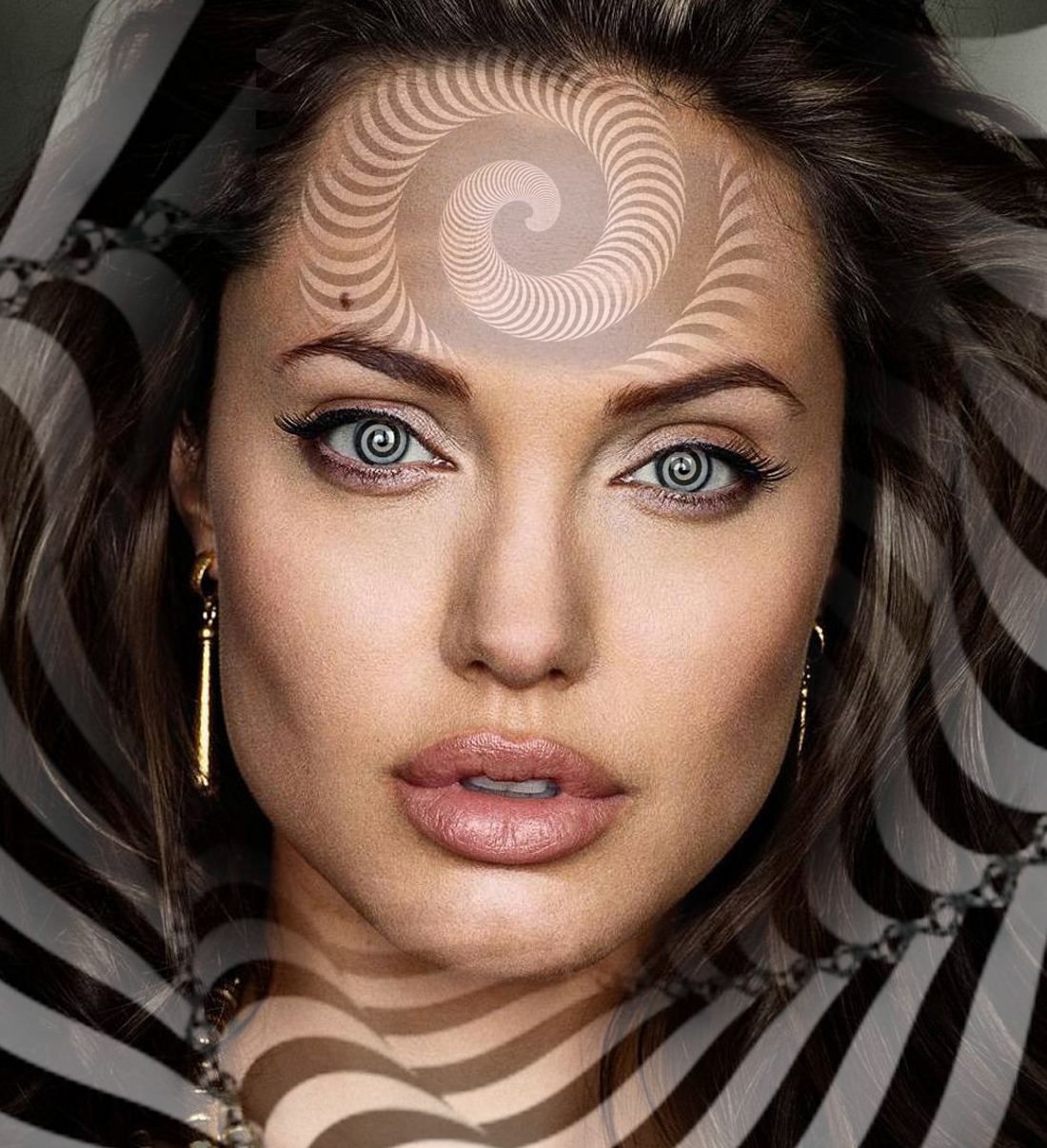 Hypno Angelina Jolie