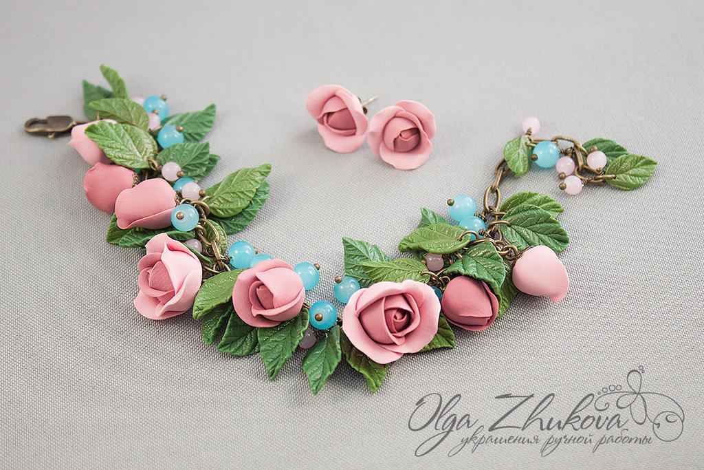Bracelet with roses from polymer clay