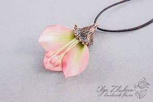 Pendant with flower petals