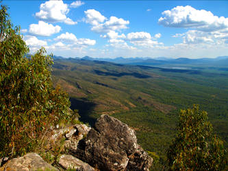 Victoria Valley, looking East by kayandjay100