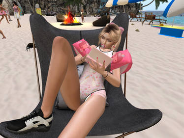 diapered gaming at the beach