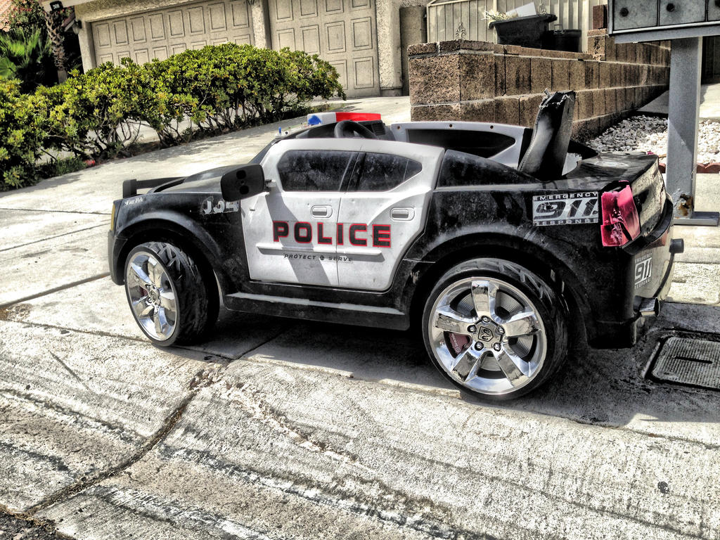 POLICE CAR 911 in HDR