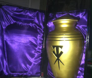 wwe The Undertaker Replica Urn