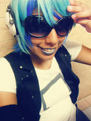 Vinyl Scratch cosplay