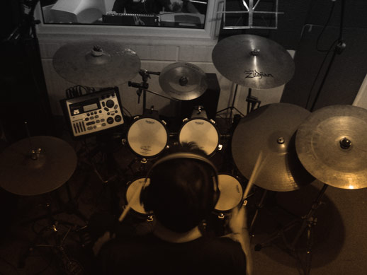 RECORDING DRUMS 1