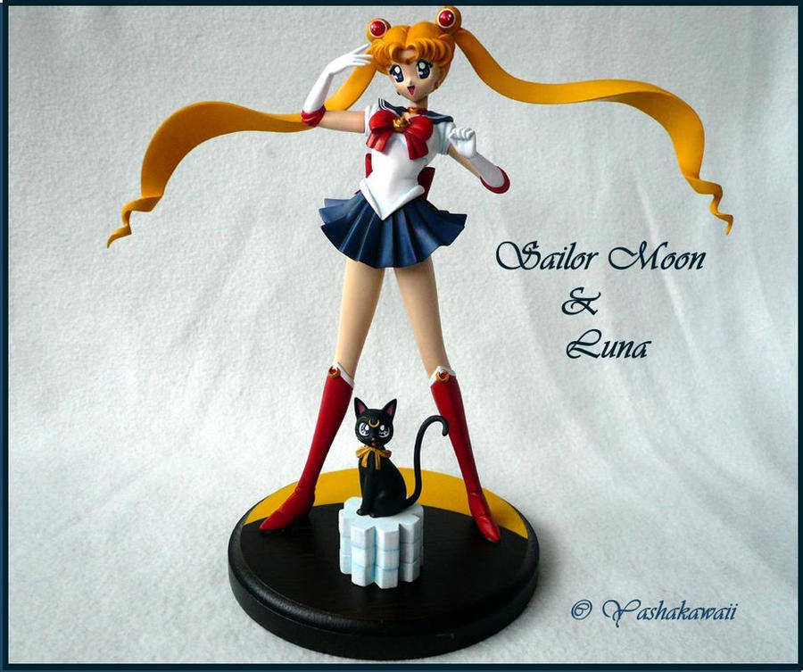 Sailor Moon and Luna Model Kit