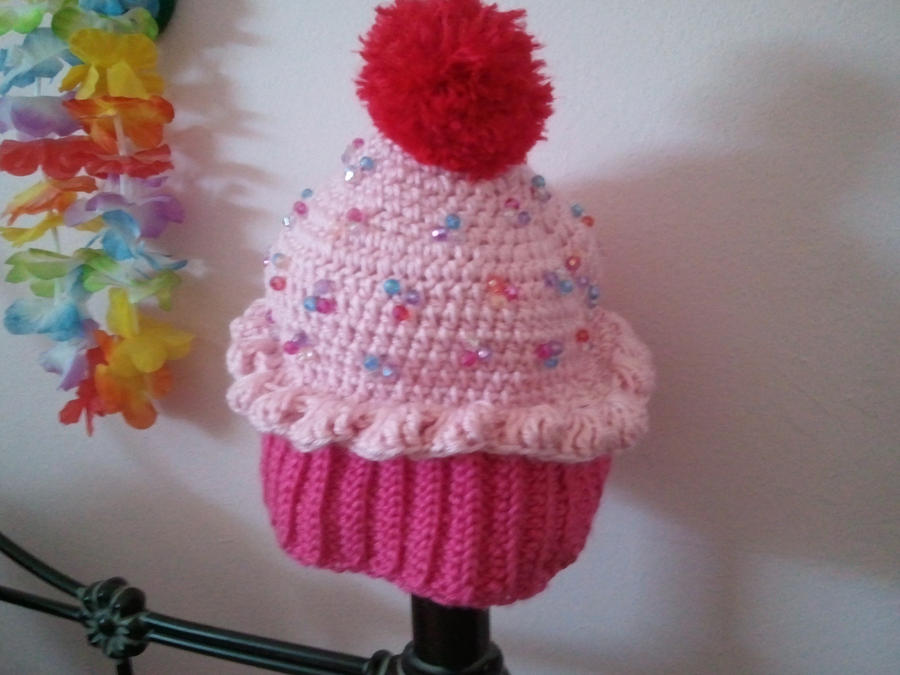 Cupcake hat