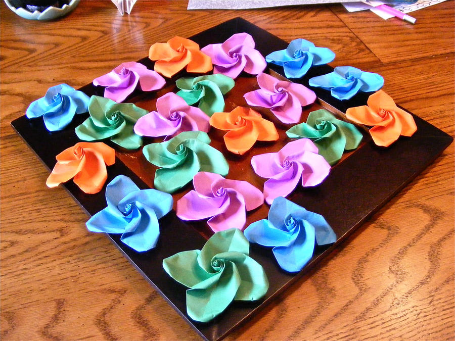 Simple Roses by Suki-Origami on DeviantArt