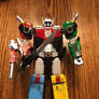 Titans return Voltron Robot mode