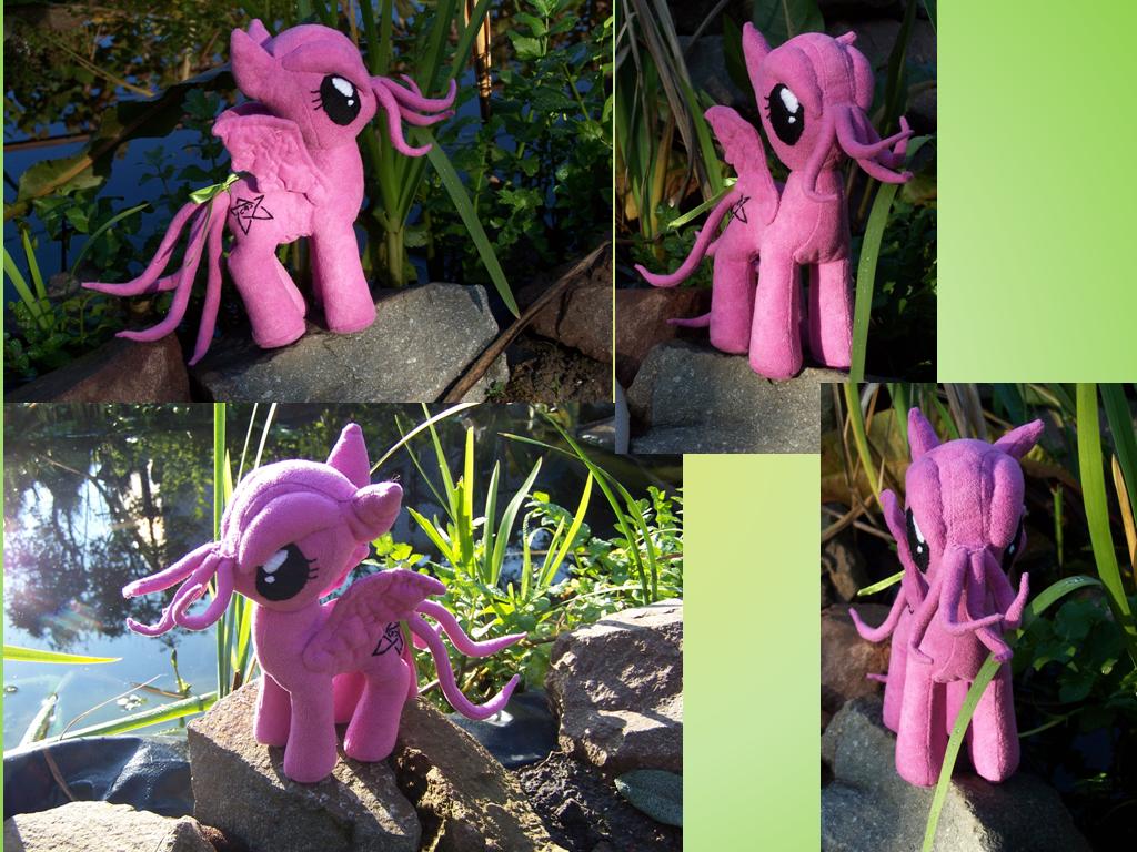 My little pink Cthulhu pony