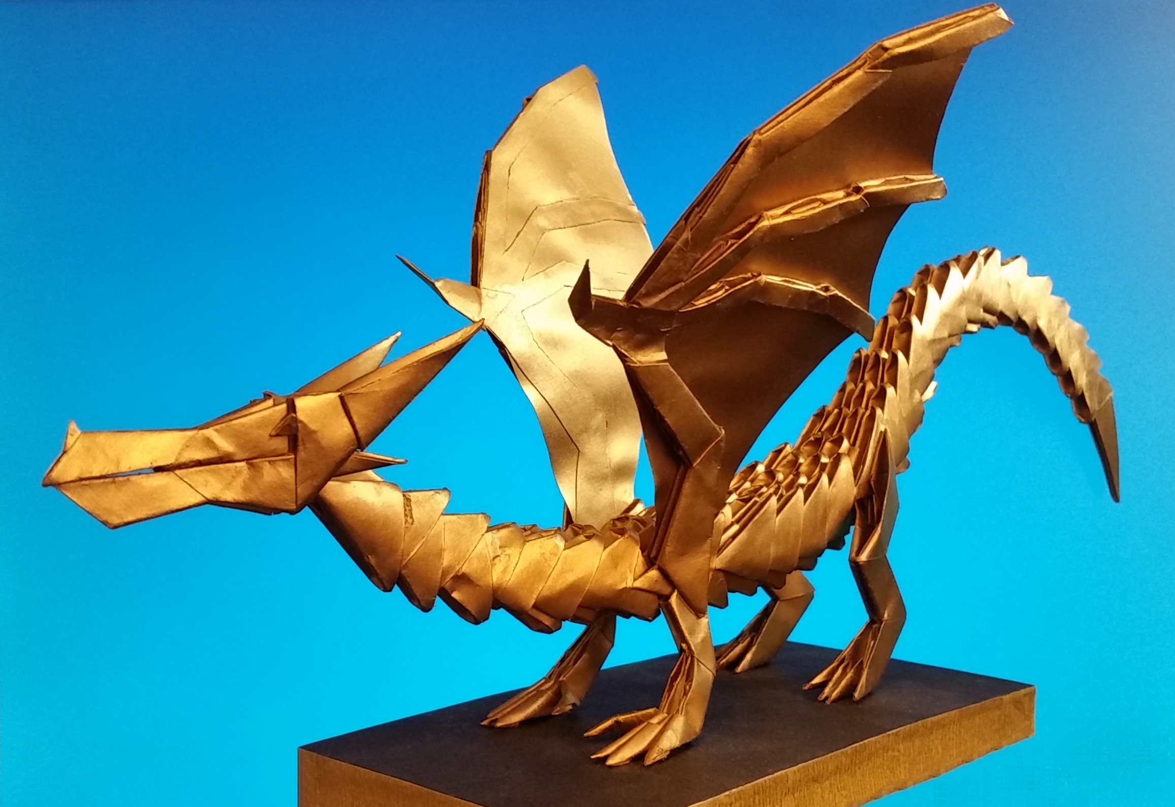 折り紙 黄金の昇り龍(ORIGAMI/GOLDEN RISING DRAGON) 折り紙 黄金の昇り龍(ORIGAMI/GOLDEN RISING DRAGON)