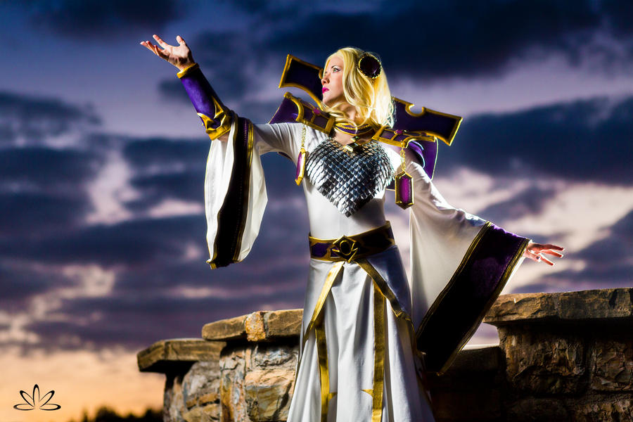 Magna Aegwynn Cosplay - Dark Clouds Gather