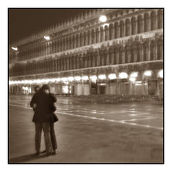 Kiss in Venice