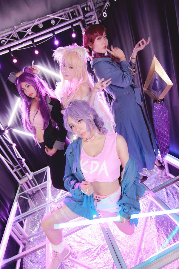 Kda Cast League of Legends - K/DA Kaisa Ahri Evelynn Akali by XenoTan on DeviantArt