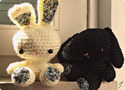 Little Amigurumi Bunnies