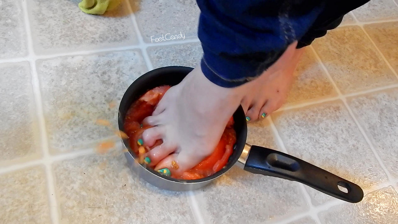 Cookable Foot Dirty soles, food crush, sand, mud etc on FeetLovers - DeviantArt