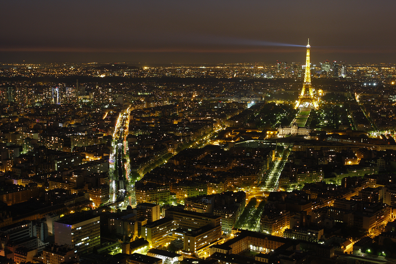 Parisien night