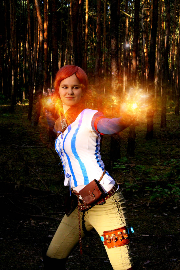 Fighting with magic (Triss Merigold -Witcher 2) by vrihedd1 on DeviantArt