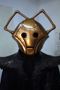 Cybershade Mask (Doctor Who)