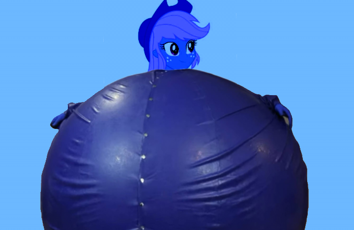 Applejack's blueberry inflation by drawingboy12 on DeviantArt