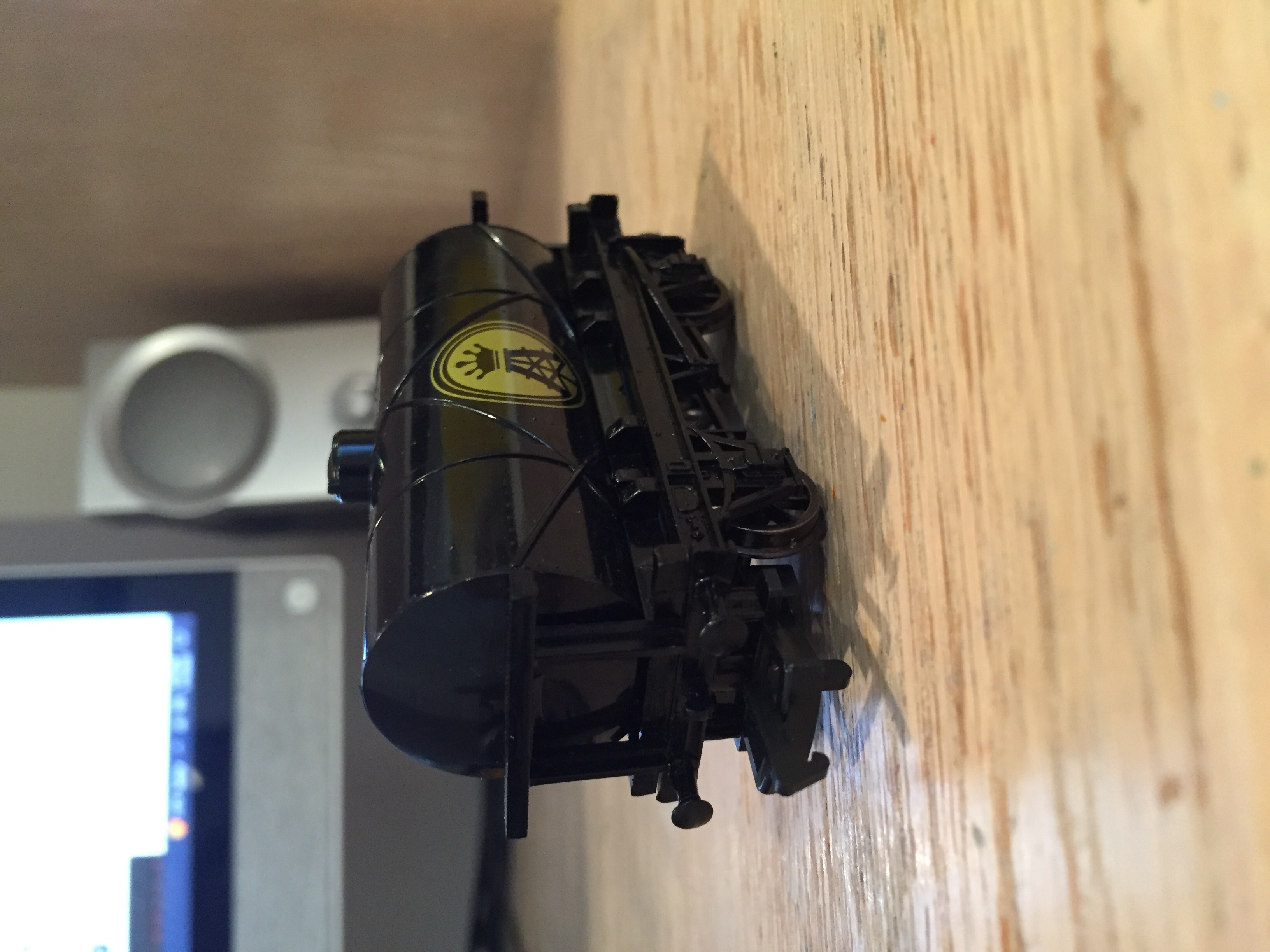 Bachmann Oil Tanker By Thomaspokemon97 On Deviantart Bachmann Oil Tanker By Thomaspokemon97 On Deviantart