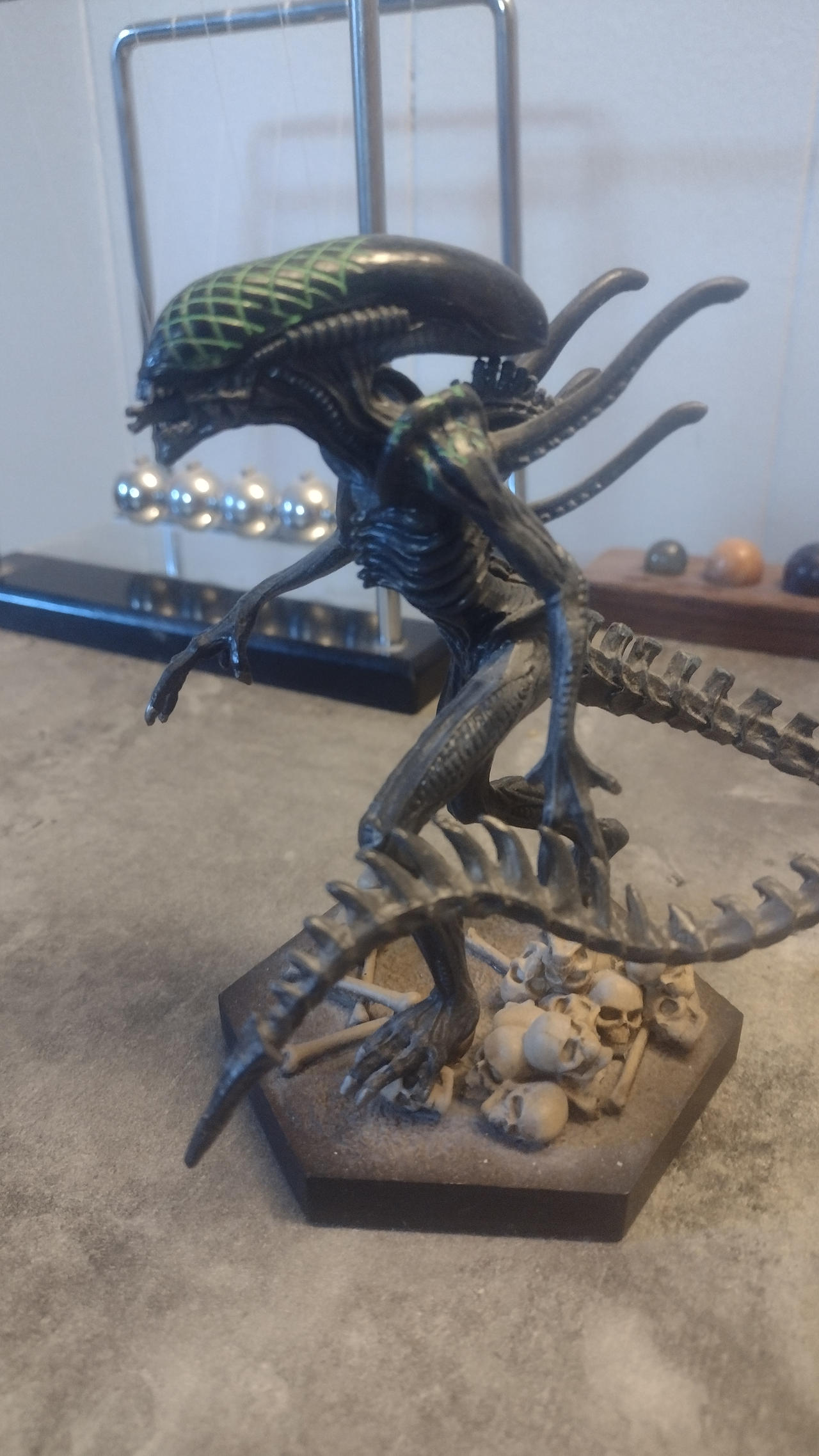 Grid Alien by Rufinator on DeviantArt