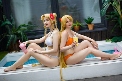 Usagi and Minako cosplay