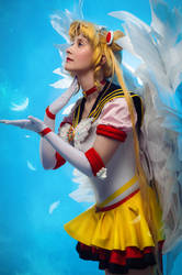 Eternal Sailor Moon cosplay by Shiera13