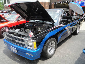 Croton Falls Car Show - Ebony Truck