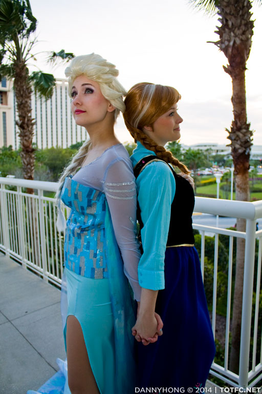 Frozen - Ana and Elsa