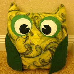 Fluffy stuffy owl