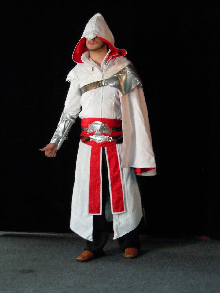 Ezio Auditore Brotherhood Cosplay