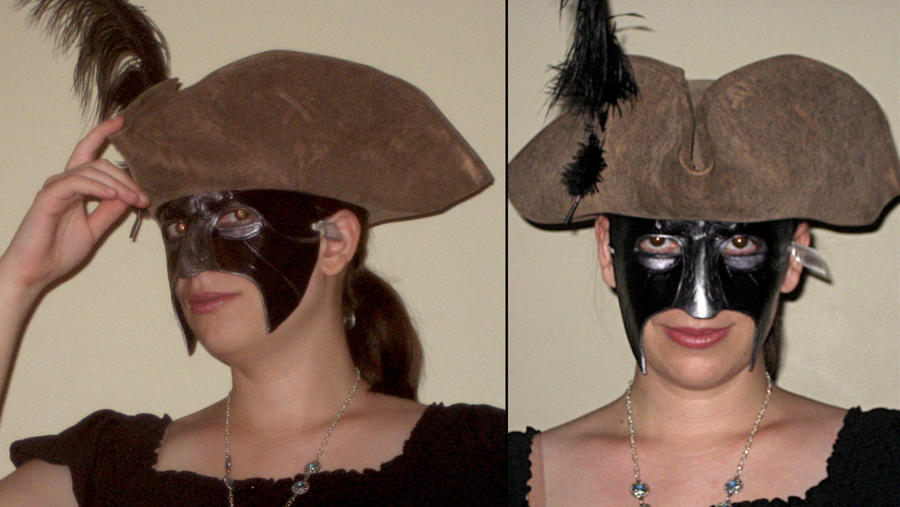 Ezio Carnivale Mask: In Action