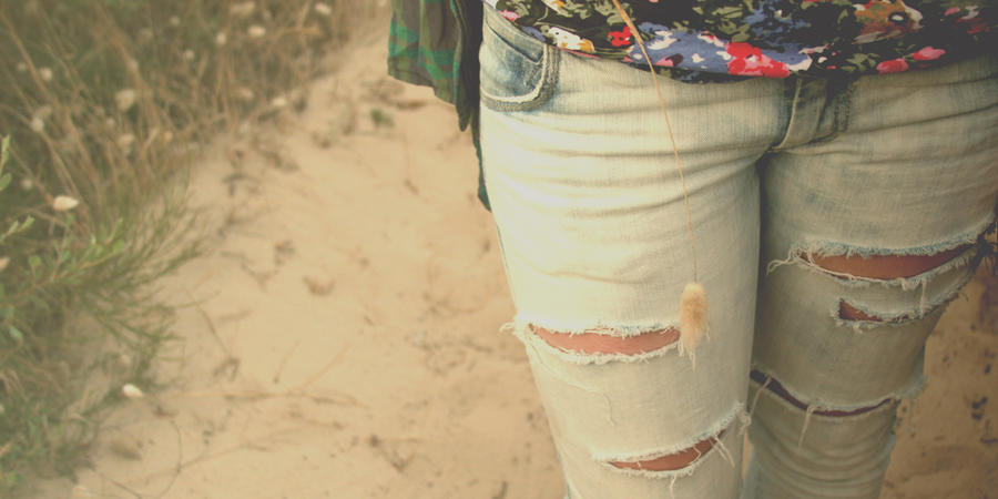 Ripped Jeans by xrawrxdeex on DeviantArt