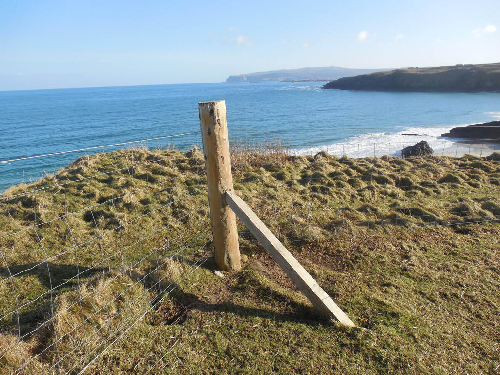 View Fence Corner Post by merearthling on DeviantArt