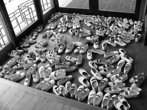 1000 Tiny Shoes