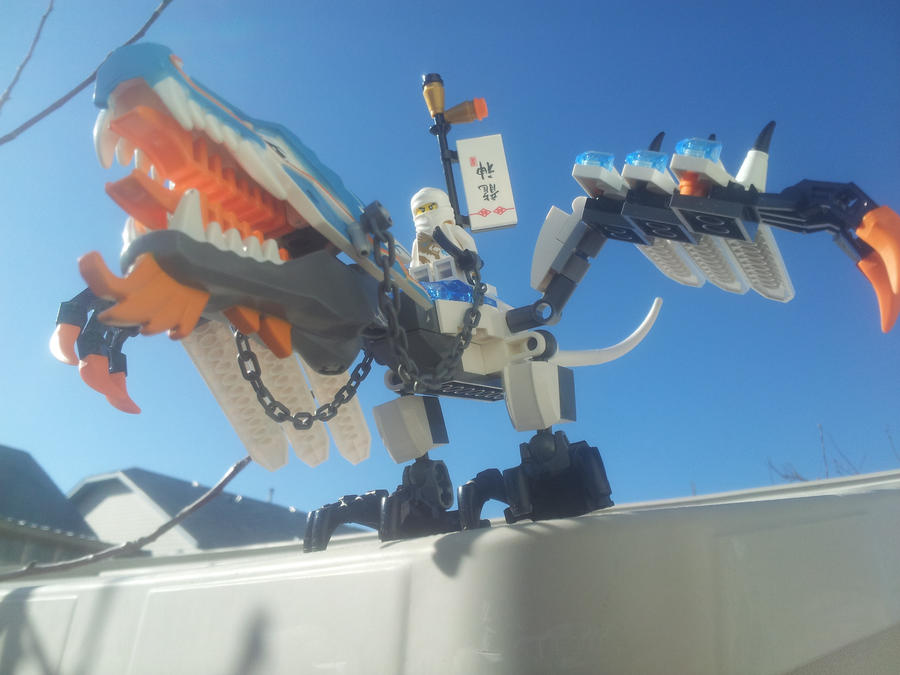 Lego Ninjago Zane and Ice Dragon