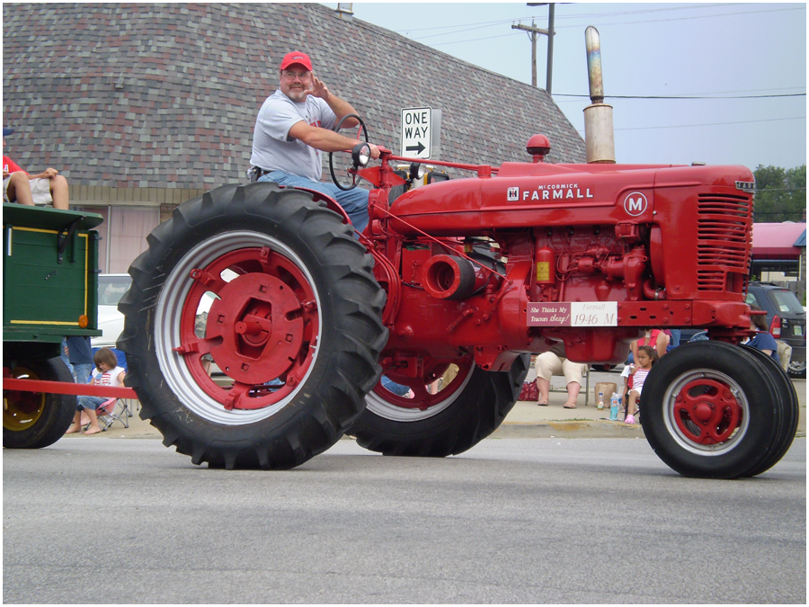 Farmall 1946 M