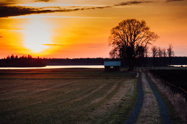 Sunset over little farm house by MHvolris