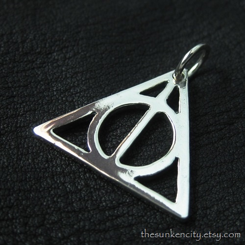 Silver Deathly Hallows pendant