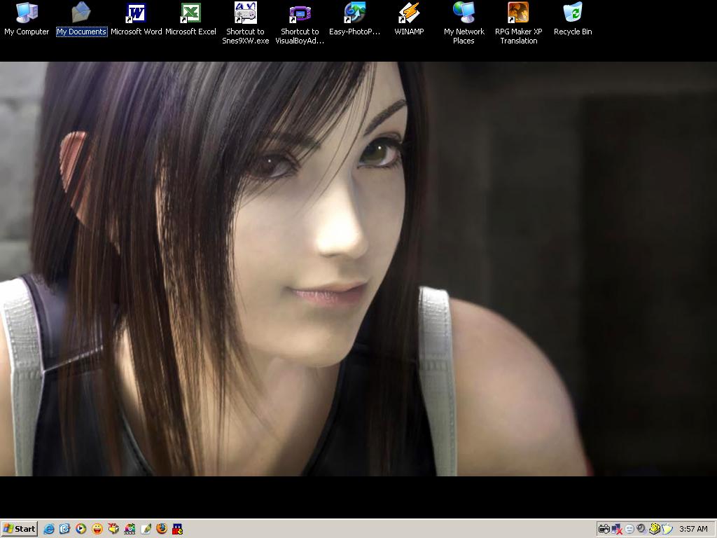 smilling Tifa