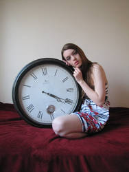 GirlWithClock.Stock01 by Reilune