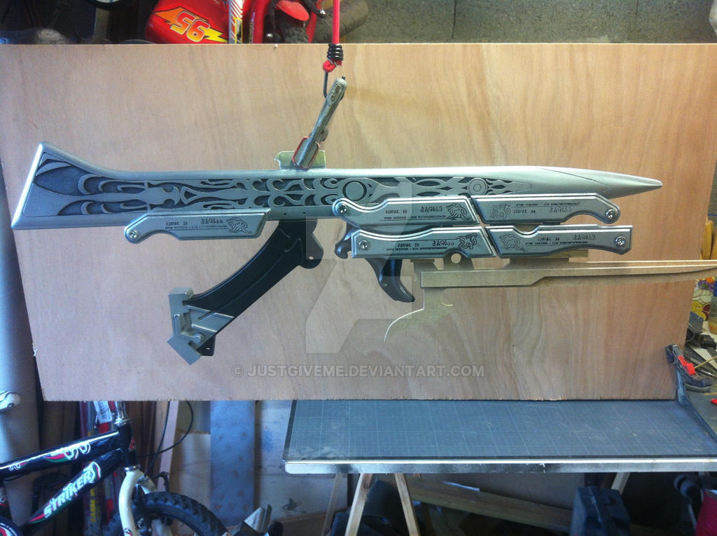 Gunblade version Gun Lightning FFXIII-2 by JustGiveMe on DeviantArt