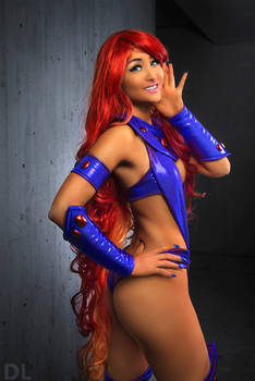 Bishojou Starfire - DC Comics