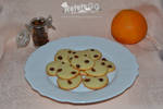 Raisins and orange cookies