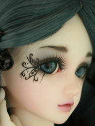 Gothic Butterfly face-up 2