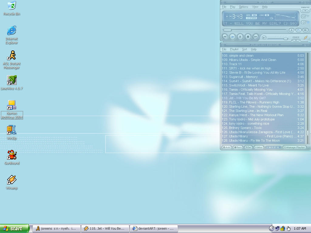 First Desktop by joreen on DeviantArt