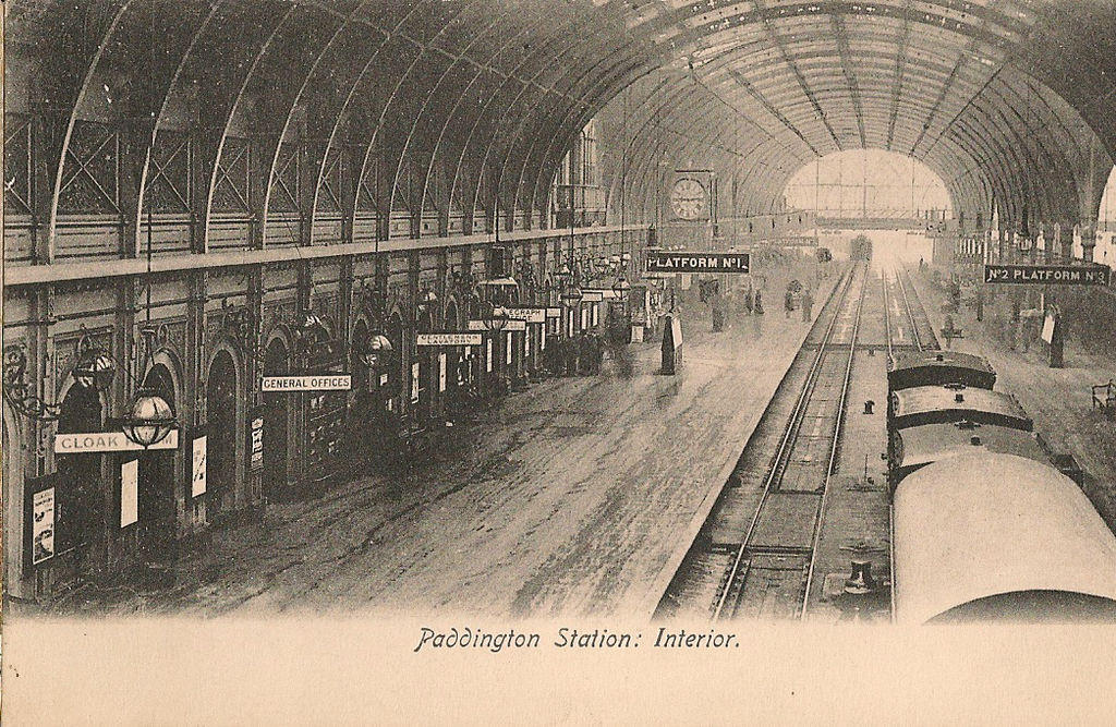 Первая в мире в лондоне. Первое метро в Лондоне 1863. Лондонский метрополитен 19 века. Вокзал Паддингтон 19 век. Станция метро Паддингтон в Лондоне.