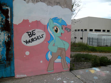 Be Yourself - Lyra Graffiti