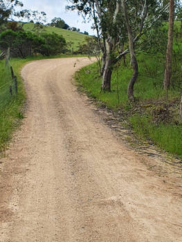 Bnspyrd STOCK WhitesValleyRoad3